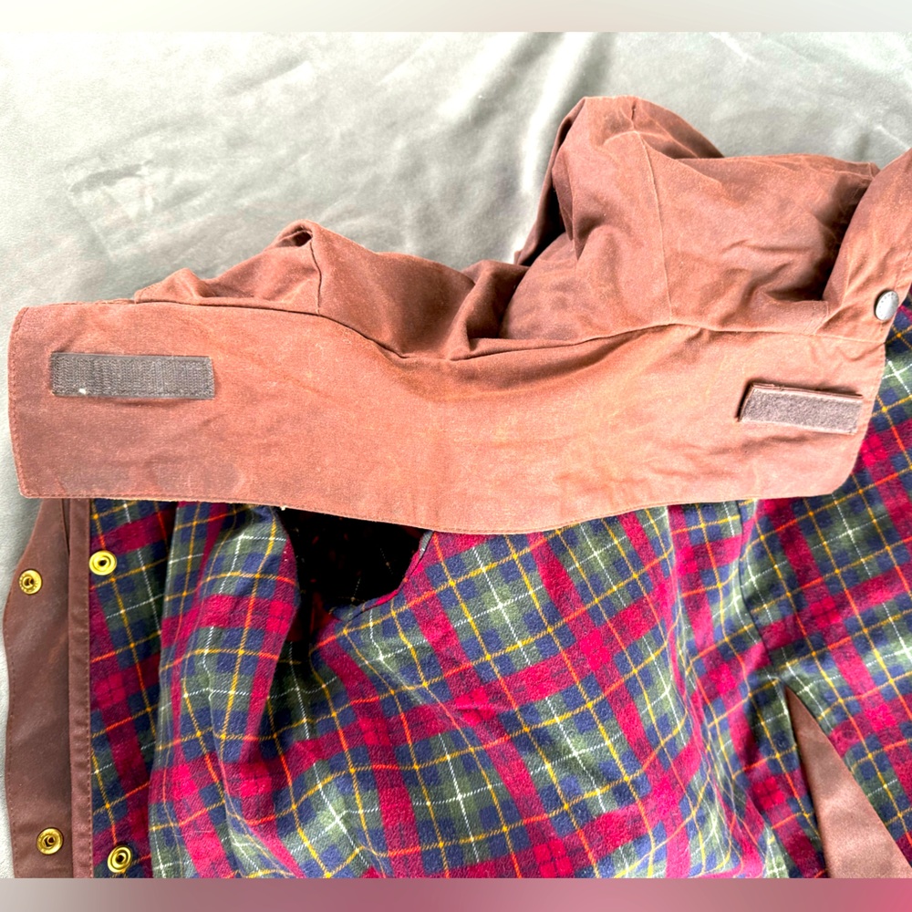 Backhouse of Barbour New Zealand’s original wet weather rain coat. Brown/Plaid. - Picture 6 of 9